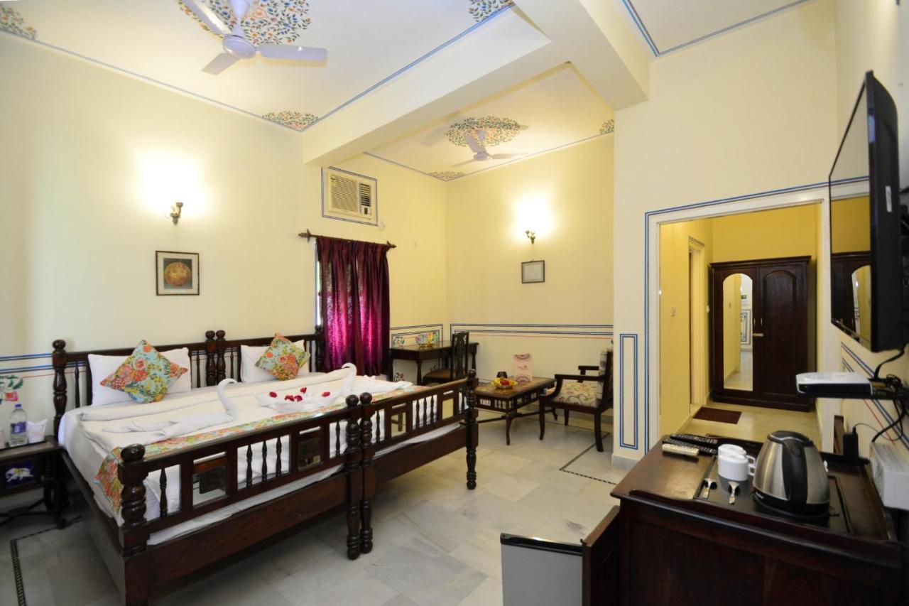 Mahal Khandela - A Heritage Hotel&Spa Jaipur Buitenkant foto